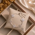 1pc Elegant Rhinestone Inlaid Four-Leaf Clover Adjustable Bracelet